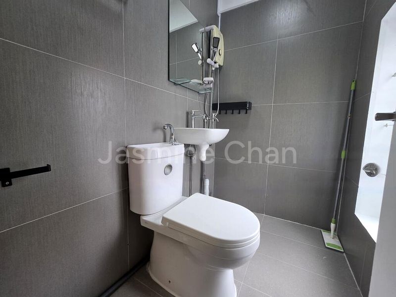 Room (Condo) for Rent in  Tiong Bahru Estate - Image 11